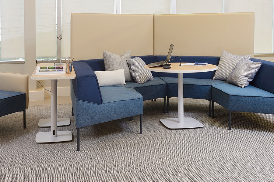 Áreas colaborativas | Mesas de reunião