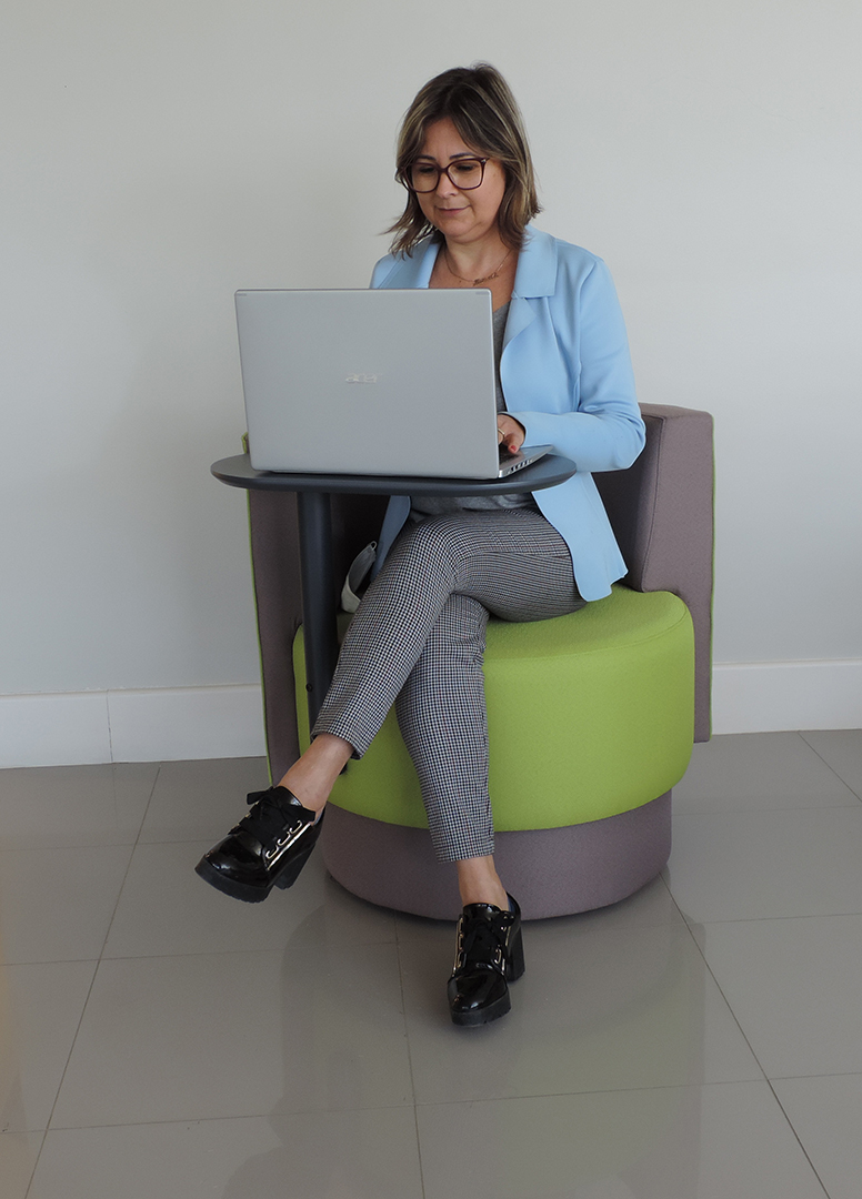 Shiitake | Poltrona com Prancheta